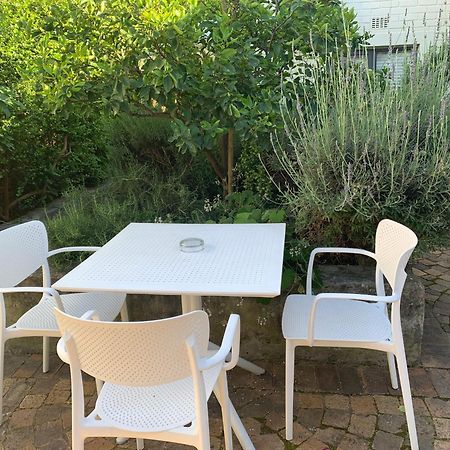 Courtyard Studio Lights And Wi Fi During Load Shedding Stellenbosch Exteriör bild