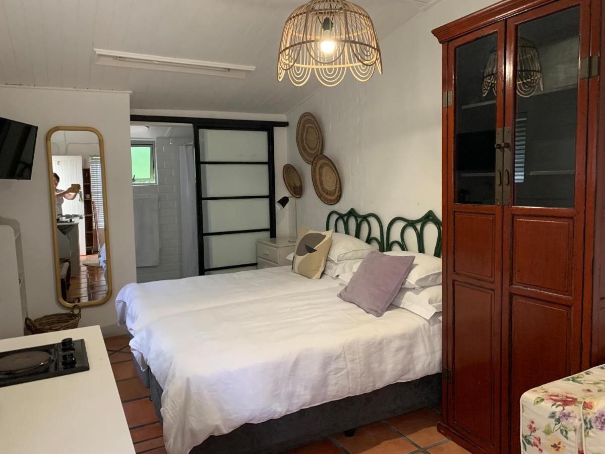 Courtyard Studio Lights And Wi Fi During Load Shedding Stellenbosch Exteriör bild